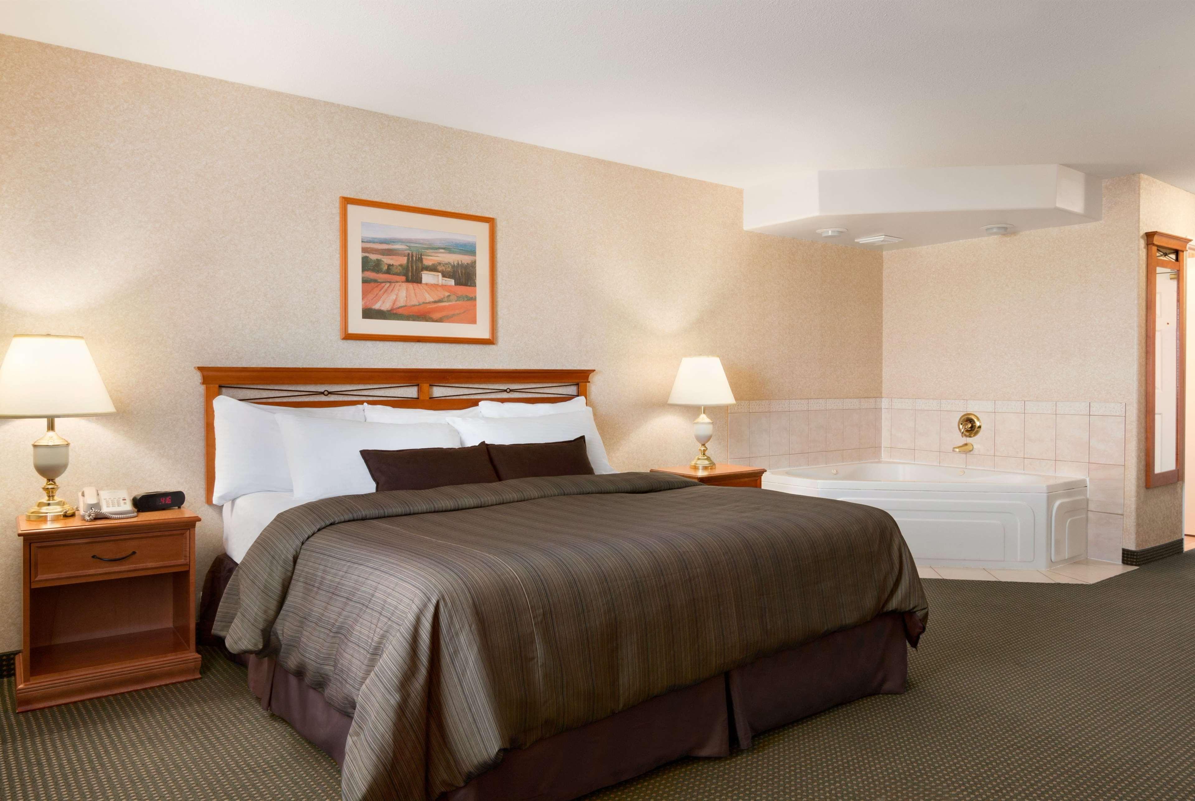 Days Inn By Wyndham Saskatoon Eksteriør billede