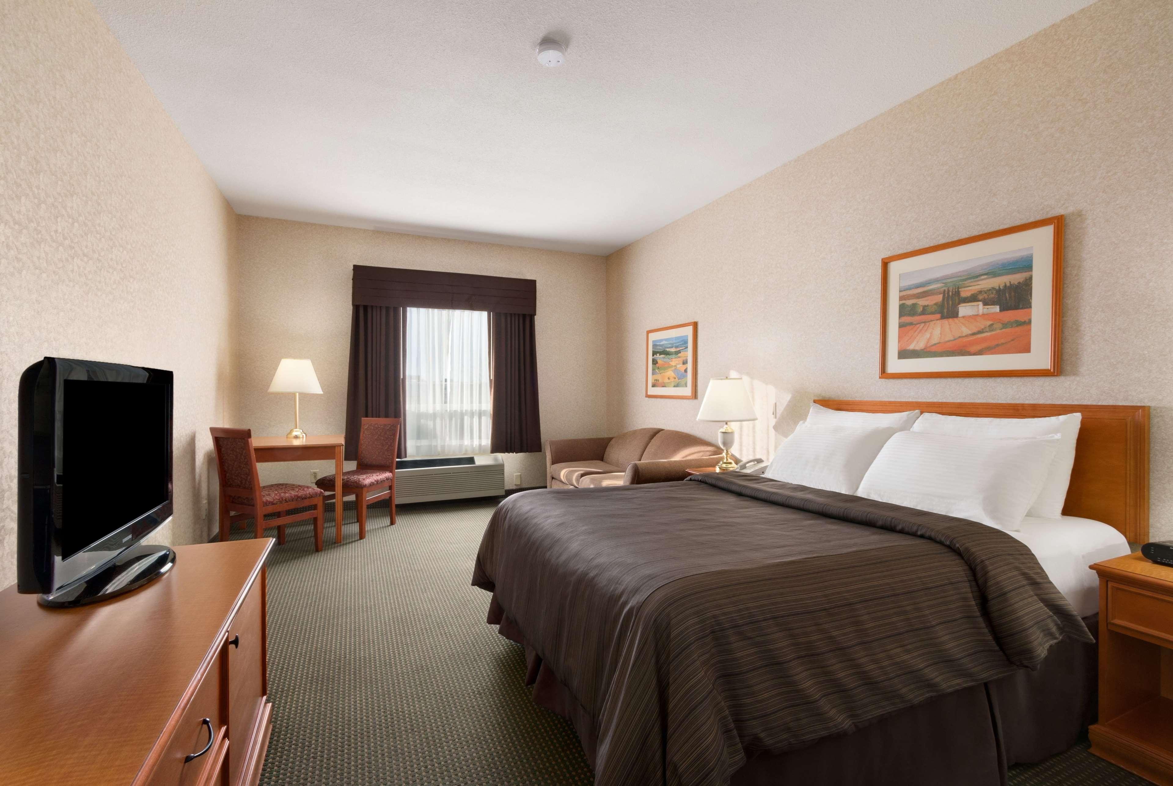 Days Inn By Wyndham Saskatoon Eksteriør billede